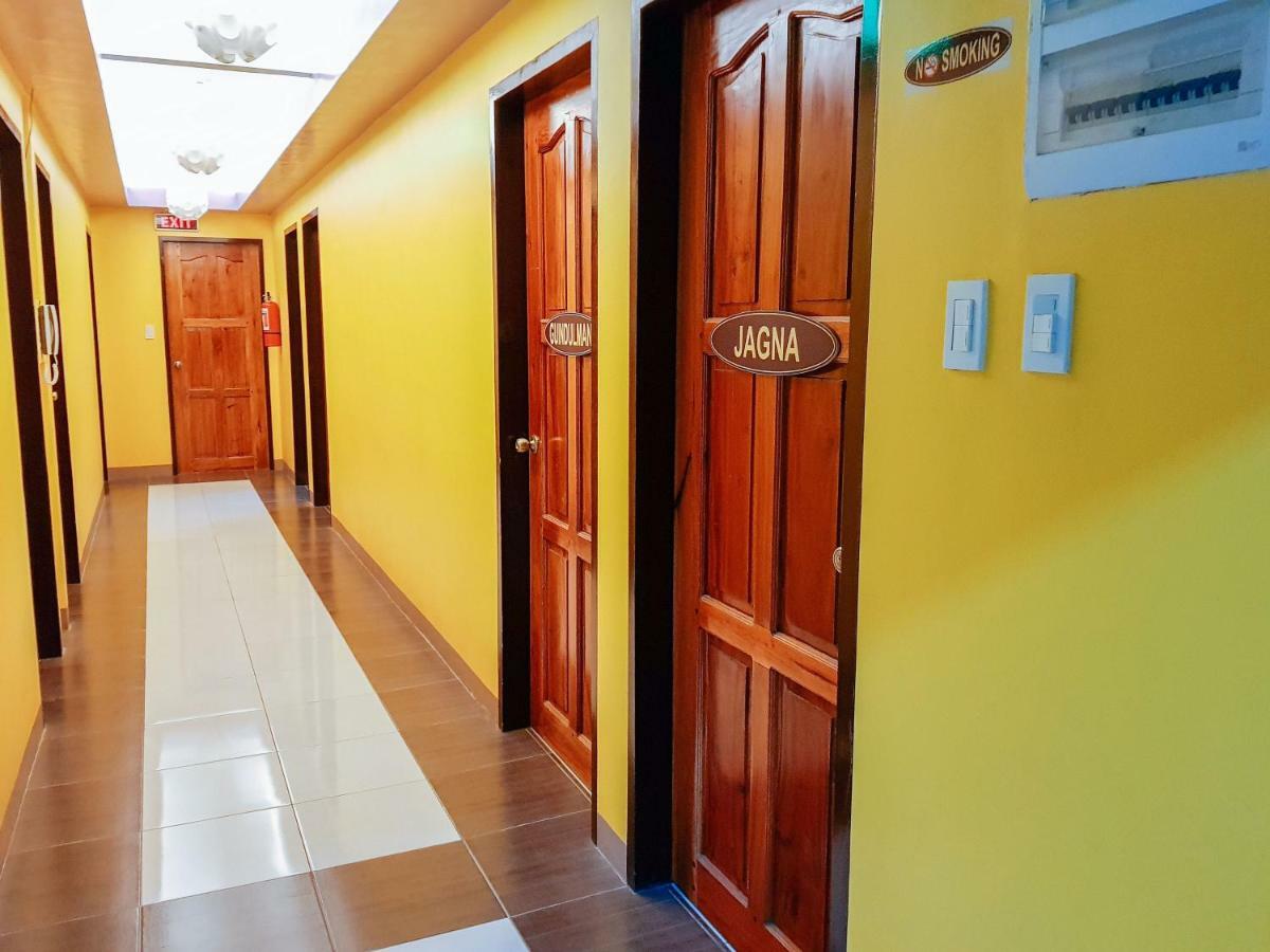 Reddoorz Near Ramiro Community Hospital Hotel Totolan Екстериор снимка