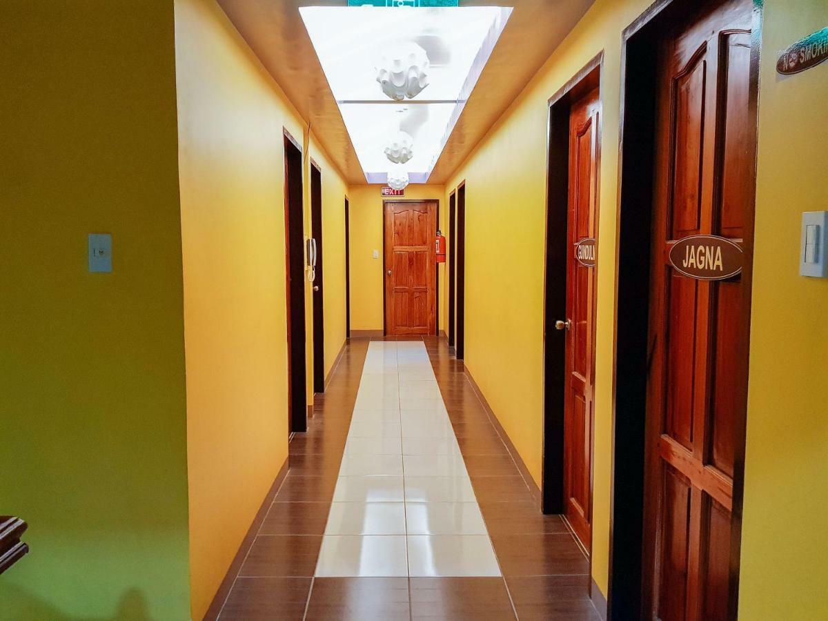 Reddoorz Near Ramiro Community Hospital Hotel Totolan Екстериор снимка